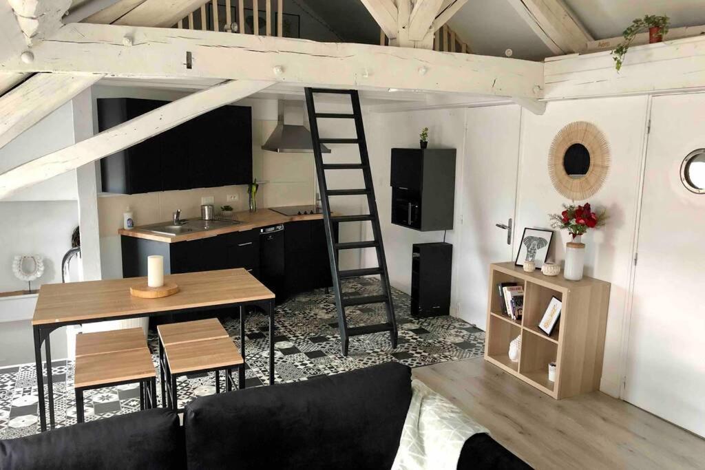 Magnifique Appartement En Hyper-Centre ! Poitiers Zewnętrze zdjęcie